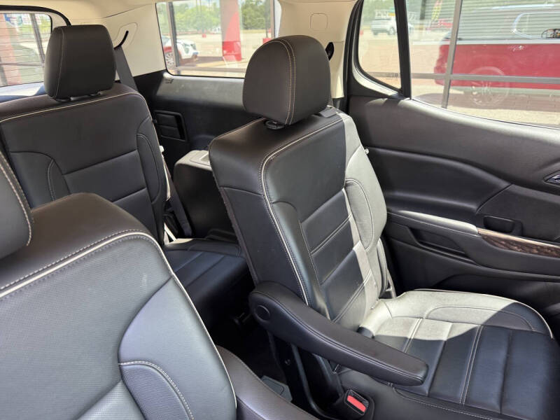 2020 GMC Acadia Denali