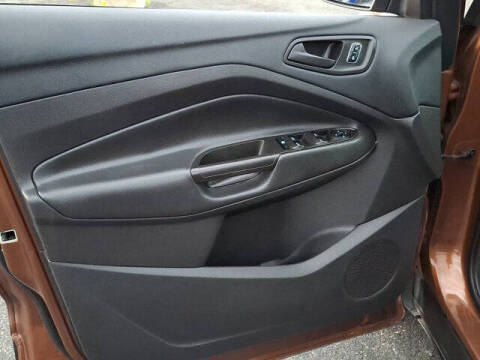 2017 Ford Escape S