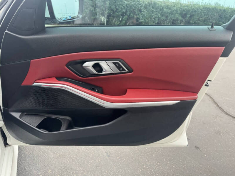 2022 BMW 3 Series 330i