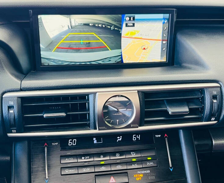 2017 Lexus IS 200t