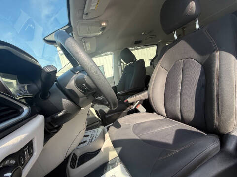 2017 Chrysler Pacifica Touring