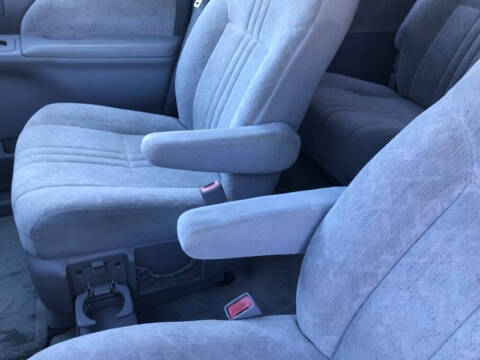 1999 Toyota Sienna XLE