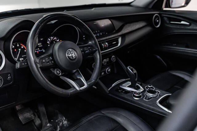 2021 Alfa Romeo Stelvio Sprint