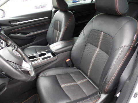 2023 Nissan Altima 2.5 SR