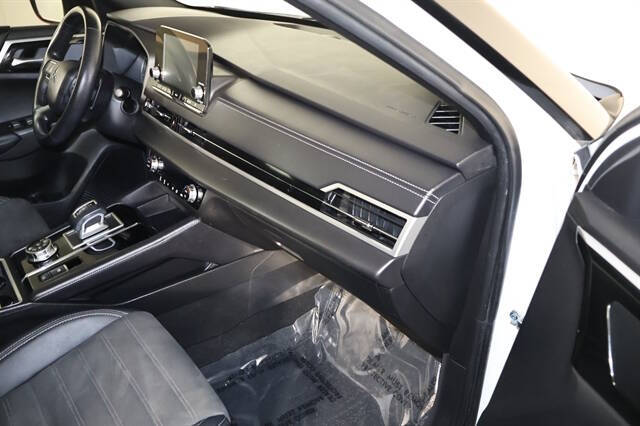 2022 Mitsubishi Outlander Black Edition