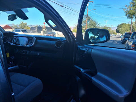 2020 Toyota Tacoma SR5 V6