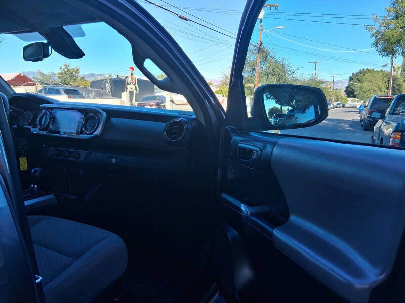 2020 Toyota Tacoma SR5 V6