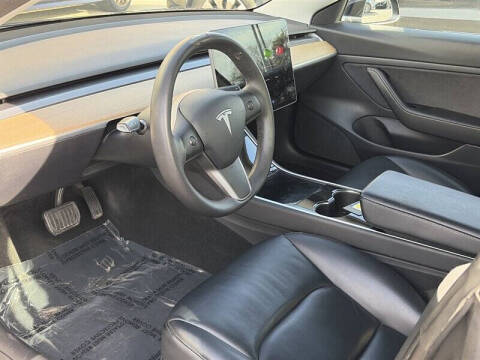 2020 Tesla Model 3 Standard Range