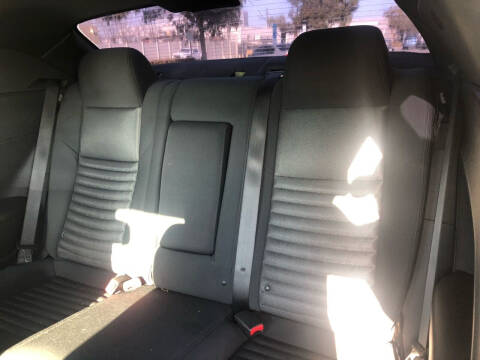 2012 Dodge Challenger SXT