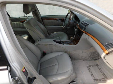 2005 Mercedes-Benz E-Class E 320
