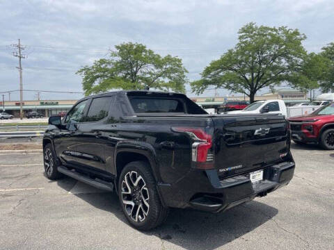 2025 Chevrolet Silverado EV RST