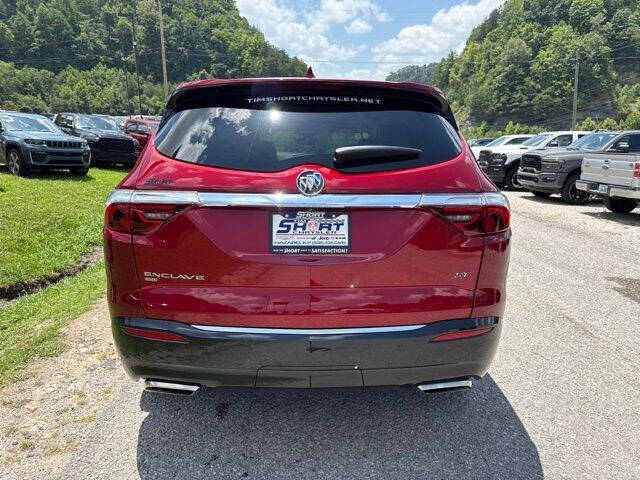 2024 Buick Enclave Essence