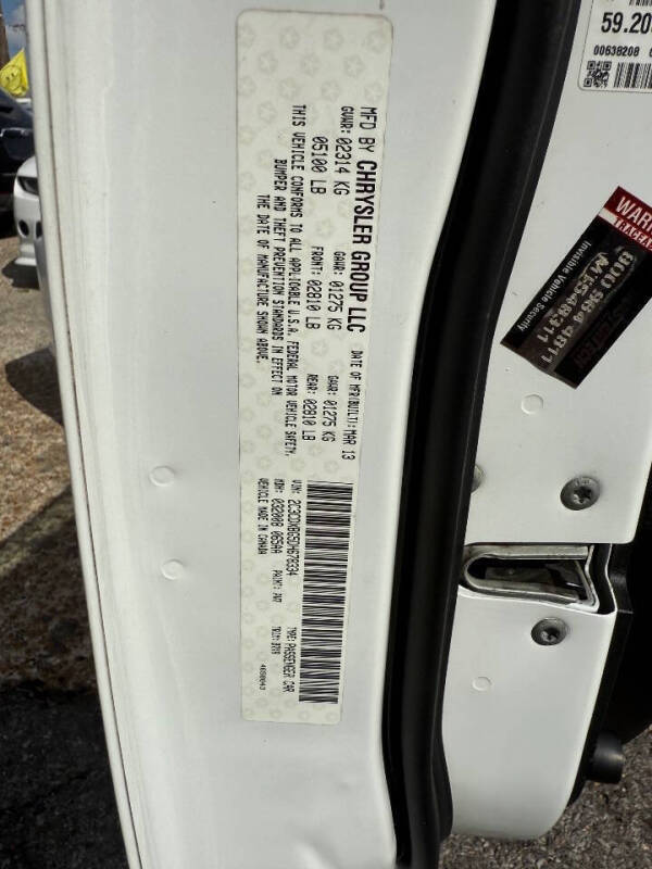 2013 Dodge Charger SE