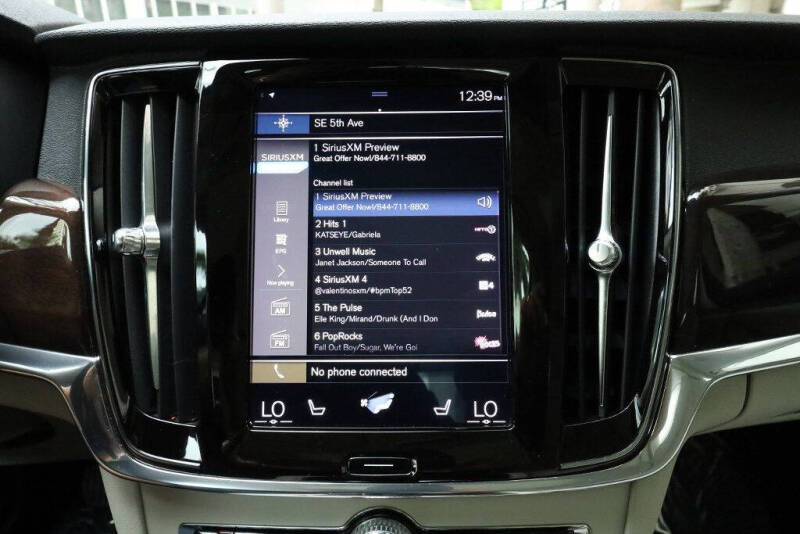2019 Volvo S90 T5 Momentum