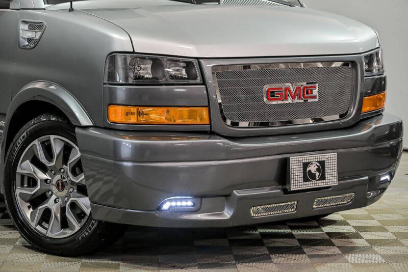 2026 GMC Savana 2500