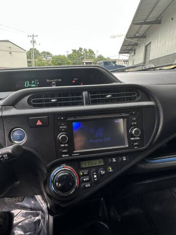 2013 Toyota Prius c One