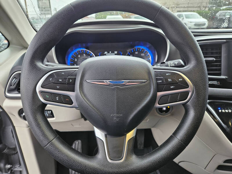 2020 Chrysler Pacifica Touring