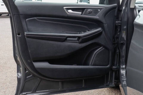 2021 Ford Edge Titanium