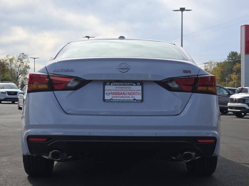 2025 Nissan Altima 2.5 SR