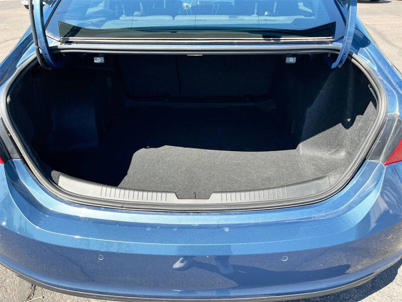 2025 Chevrolet Malibu LS