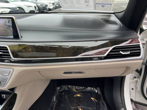 2016 BMW 7 Series 750i xDrive