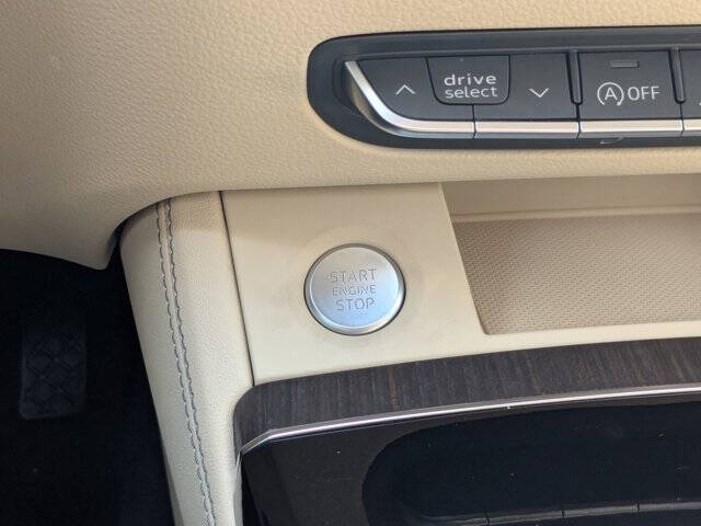 2025 Audi Q5 quattro S line Prem Plus 45 TFSI