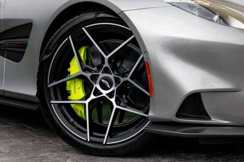 2025 Aston Martin Vanquish