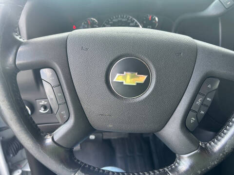 2020 Chevrolet Express 2500