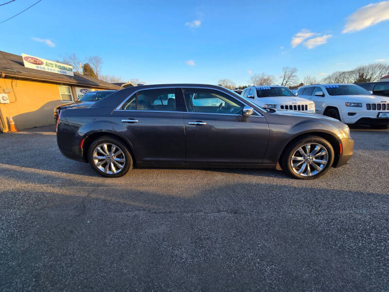 2017 Chrysler 300 C