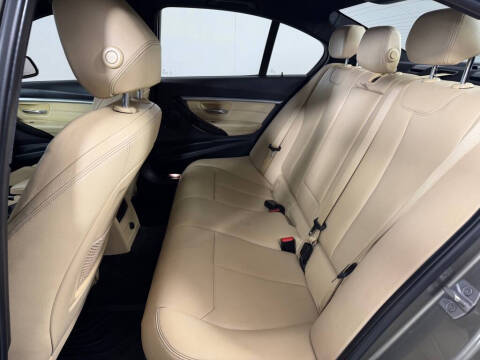 2017 BMW 3 Series 330i