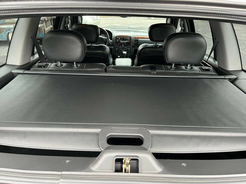 2004 Jeep Grand Cherokee 63