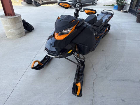 2020 Ski-Doo SUMMIT 800