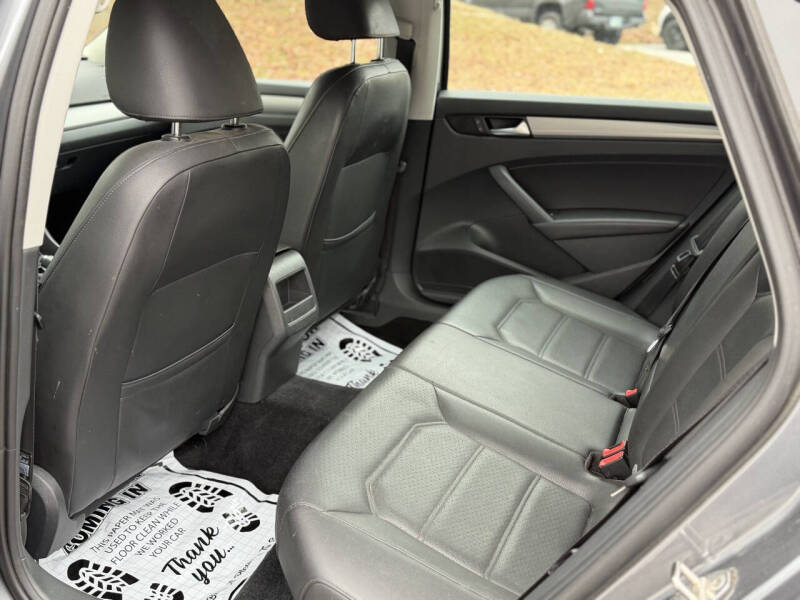 2015 Volkswagen Passat 1.8T S