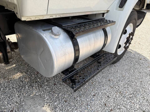 2018 International DuraStar 4300