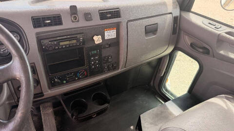 2011 Peterbilt 337