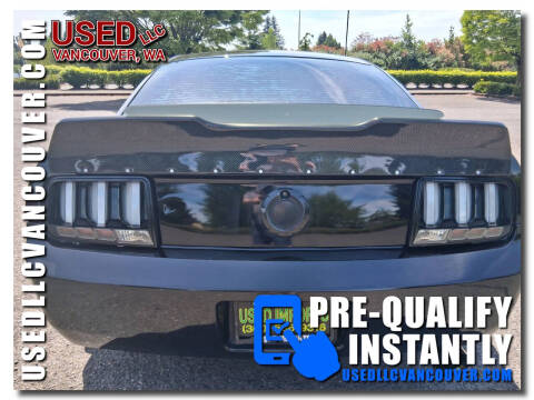 2005 Ford Mustang V6 Deluxe