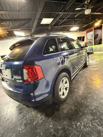 2012 Ford Edge SE
