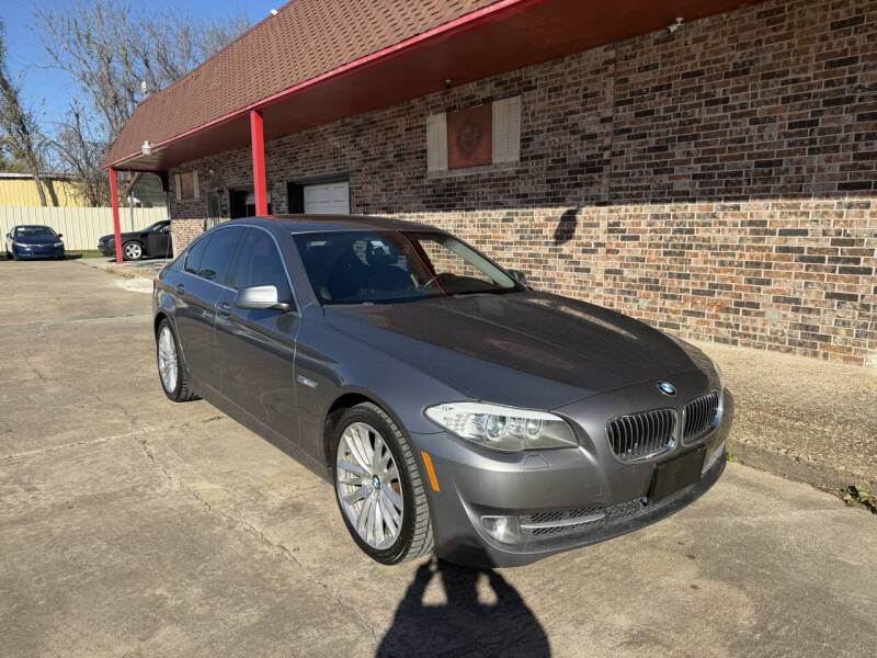 2013 BMW 5 Series 528i