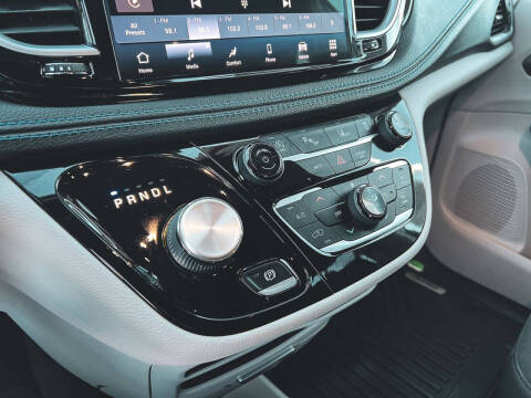 2021 Chrysler Pacifica Touring