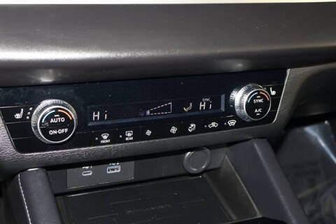 2025 Mitsubishi Outlander PHEV ES