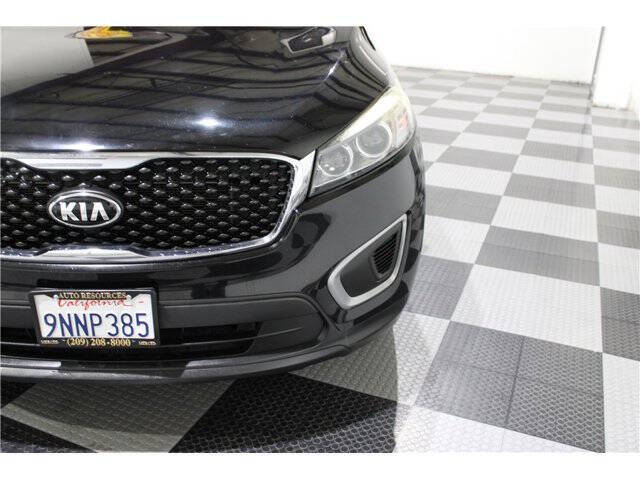 2016 Kia Sorento LX