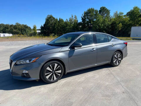 2020 Nissan Altima 2.5 SV