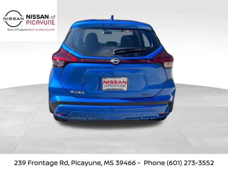 2025 Nissan Kicks Play S