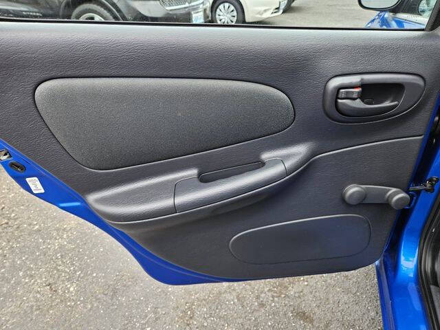 2005 Dodge Neon SXT