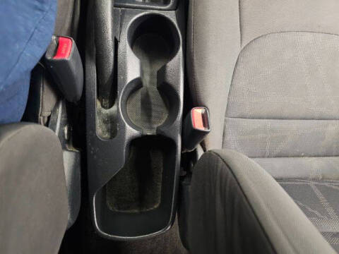 2015 Kia Rio 5-Door LX