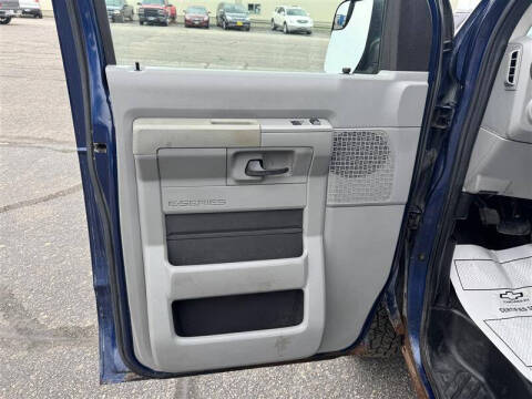 2011 Ford E-Series E-350 SD