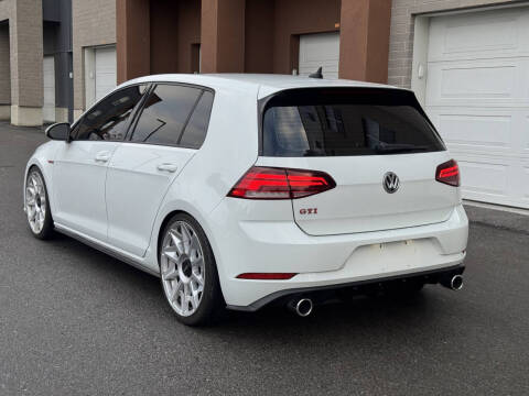 2019 Volkswagen Golf GTI