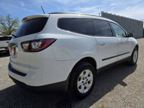 2017 Chevrolet Traverse LS