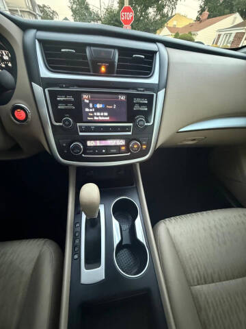 2017 Nissan Altima 2.5 SV