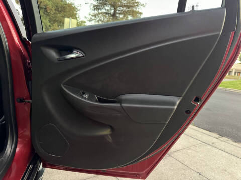 2018 Chevrolet Volt LT